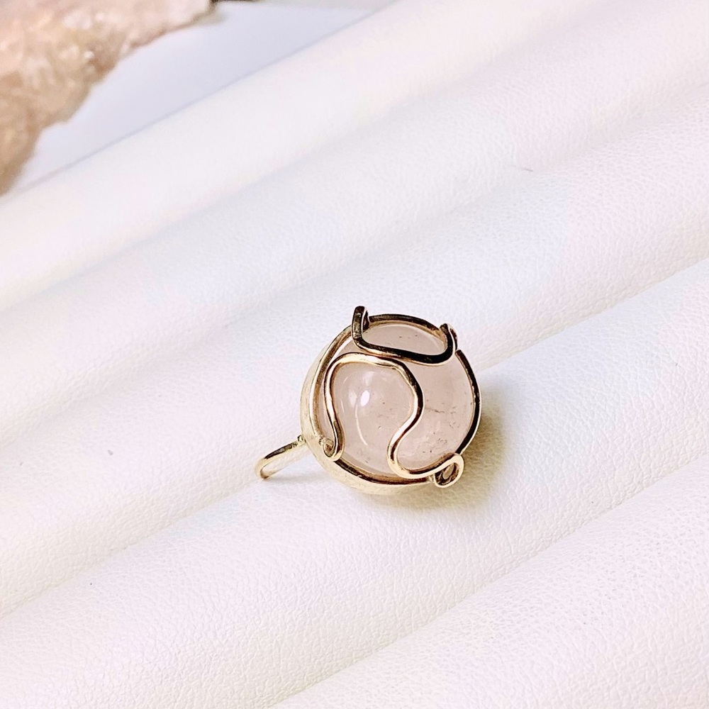 ROSE QUARTZ SPHERE RING - Picture 5 of 7